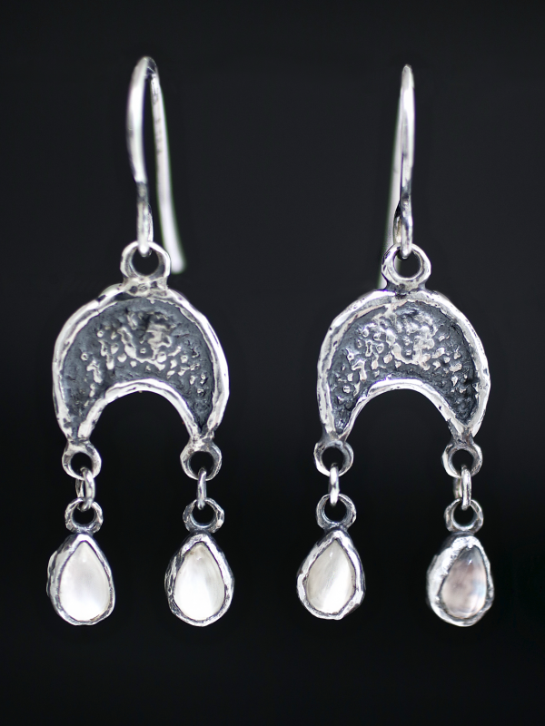 Cold Moon Silver Moonstone Earrings