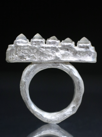 Silver Moon Pyramids Ring