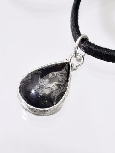 Psilomelane Scrying Silver Choker Necklace