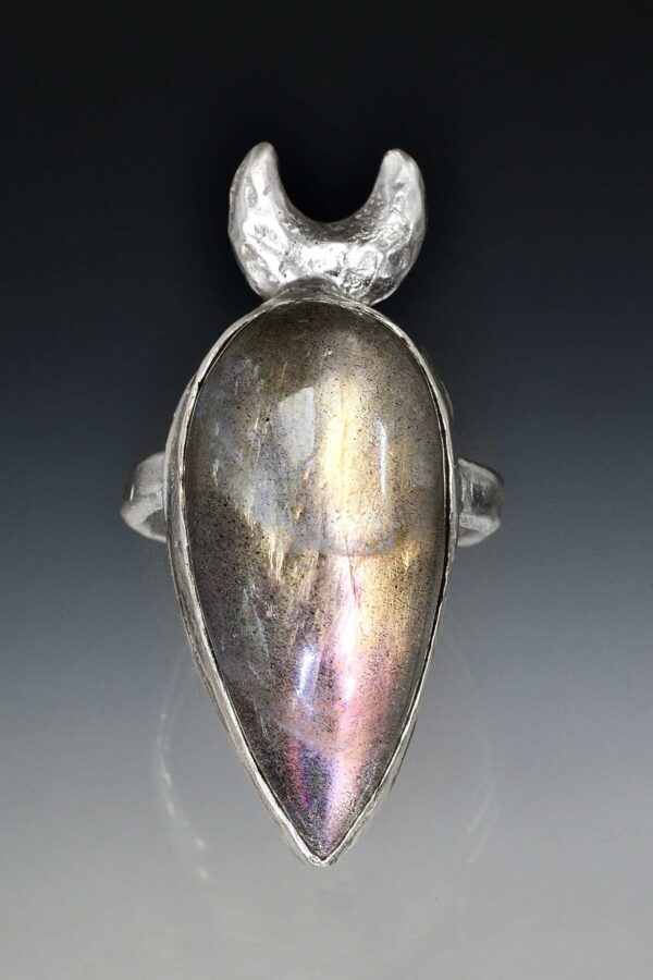 Moon Beams Silver Labradorite Ring