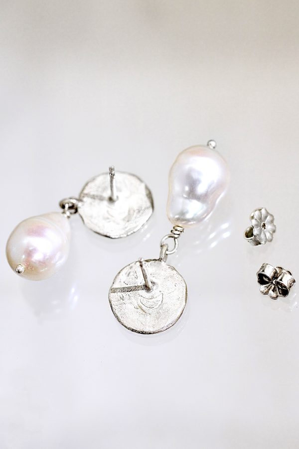 Pearl Calypso Silver Earrings