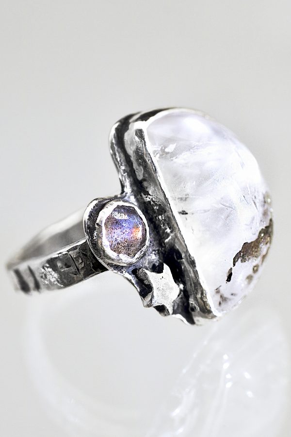 Moon Dust Silver Quartz Labradorite Ring