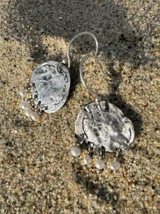 Surfer Silver Coin Pearl Earrings