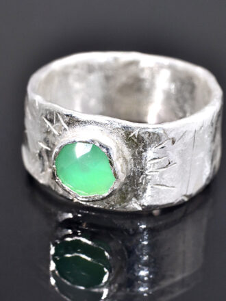 Silver Fairy Glow Chrysoprase Ring