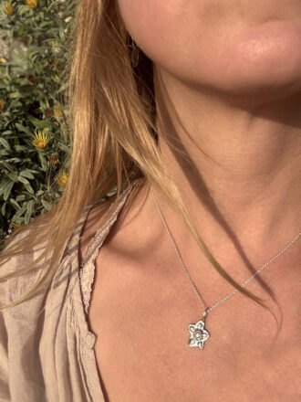 Little Ocean Blossom Silver Pearl Necklace