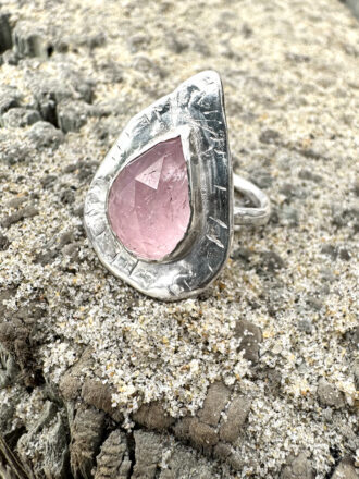 Silver Rose Quartz Sweetness Ring