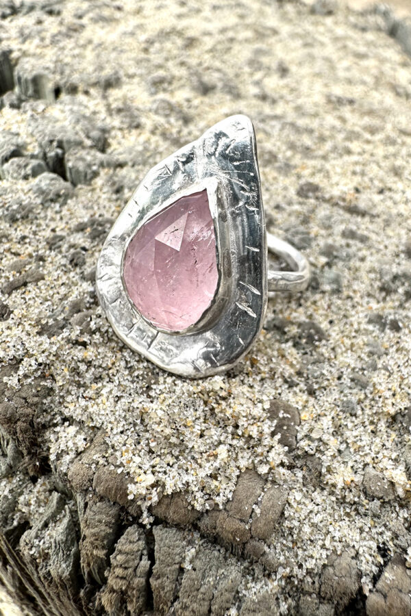 Silver Rose Quartz Sweetness Ring