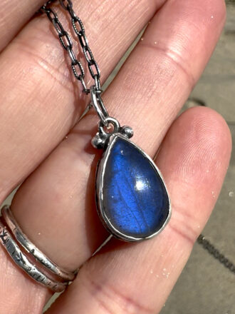 Labradorite Dark Silver Choker Necklace